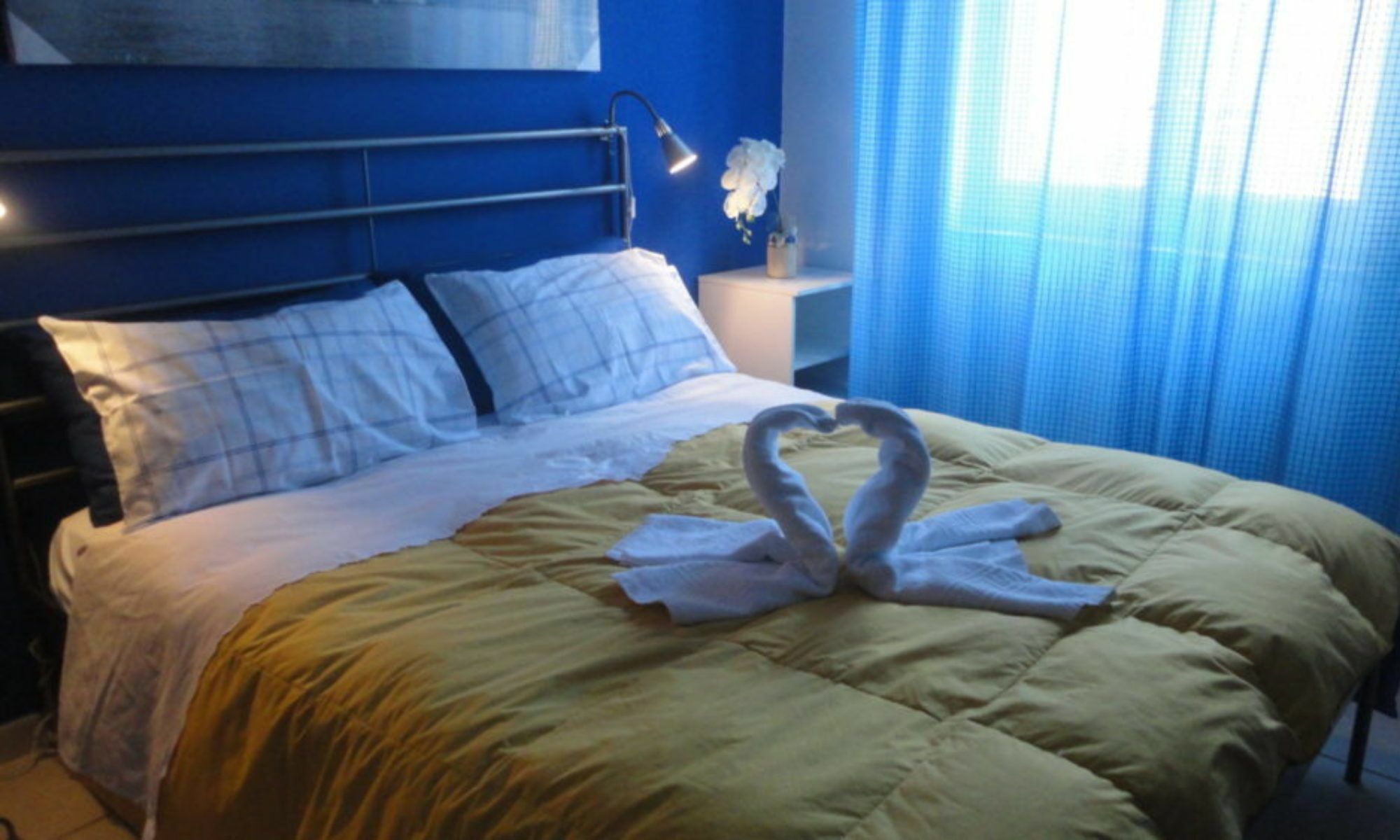 Travel And Living Hotel Trani Exterior foto